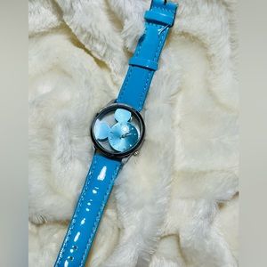 Blue Minnie Mouse watch new